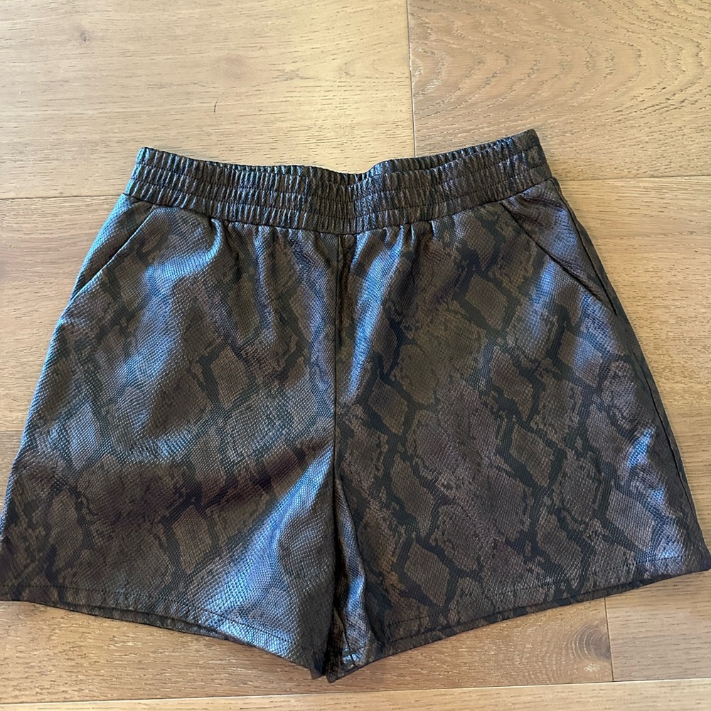 Versona brown and black leather animal print shorts small